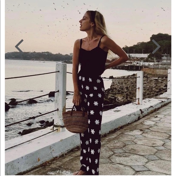 VRG GRL Teach Peace Pants / black size xs - Picture 2 of 6